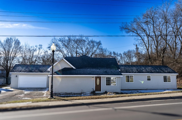 view of front facade with a garage