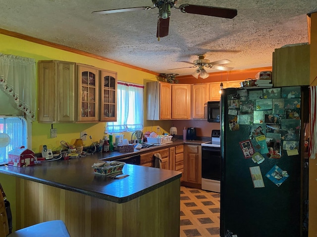 kitchen with a textured ceiling, ornamental molding, kitchen peninsula, ceiling fan, and black appliances