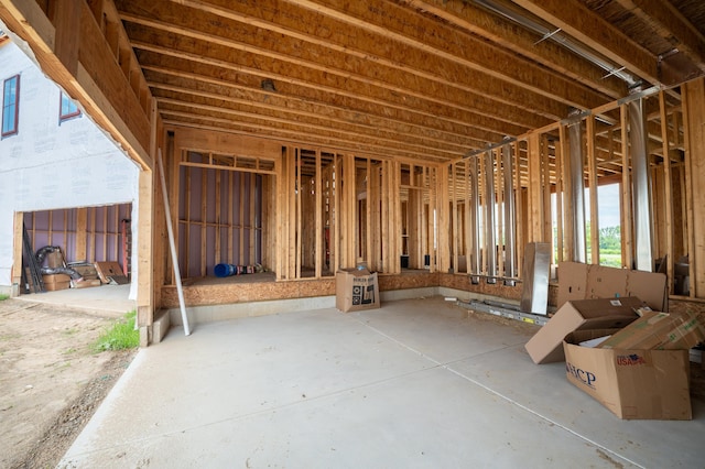 misc room featuring concrete floors