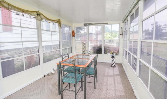 view of sunroom / solarium