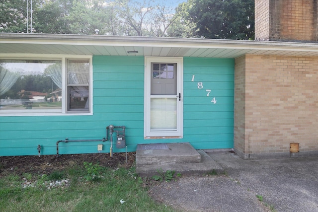 view of entrance to property