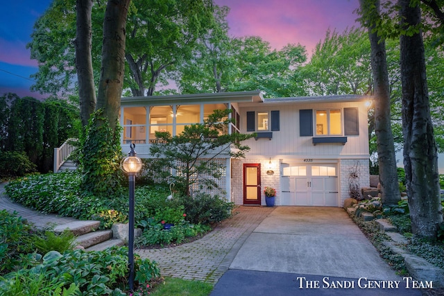 view of front of house featuring a garage