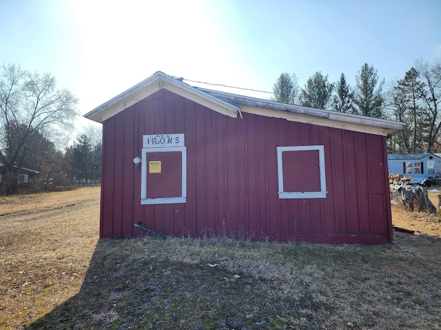 view of outdoor structure