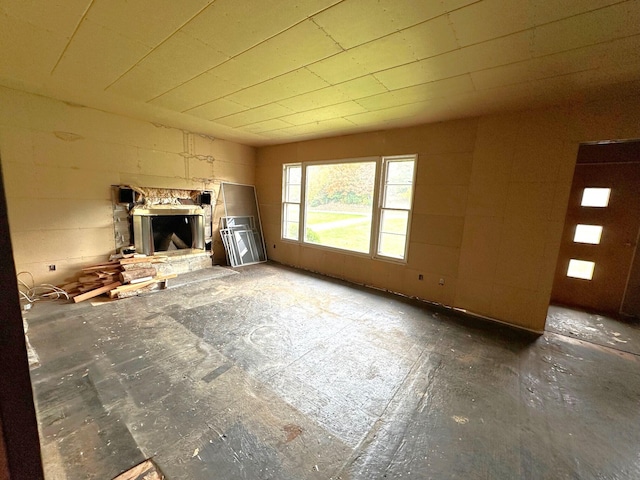 view of unfurnished living room