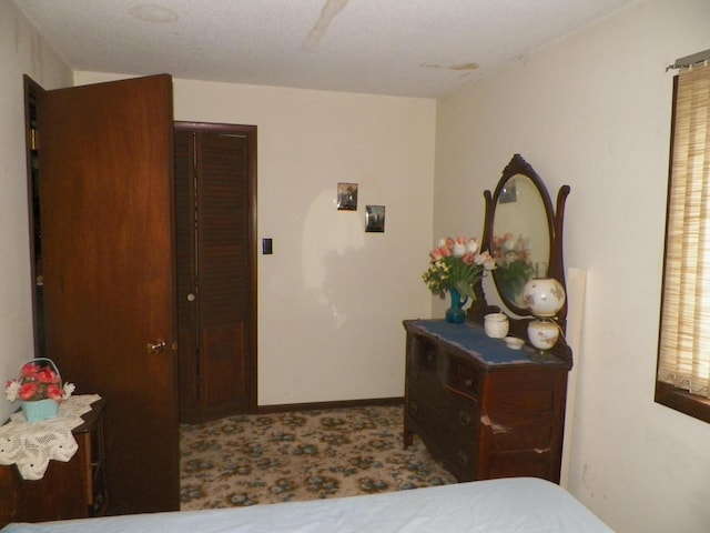 bedroom with a closet