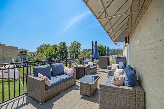 deck with outdoor lounge area