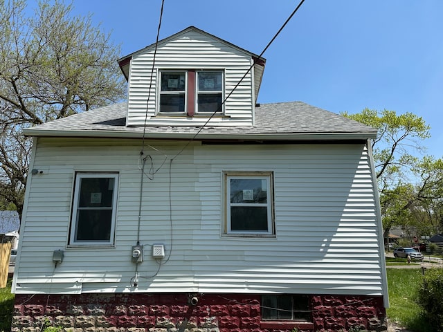 view of property exterior