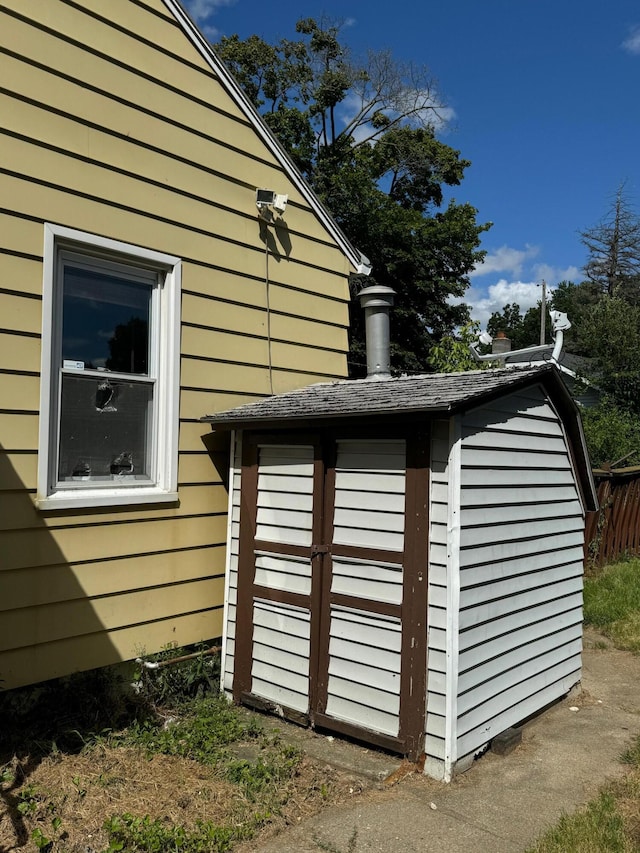 view of outbuilding featuring an outdoor structure