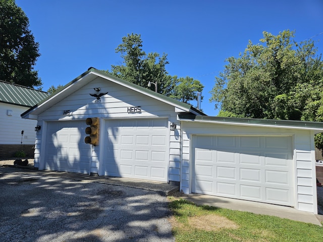 view of detached garage