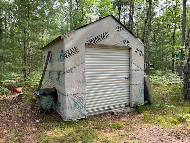 view of outbuilding