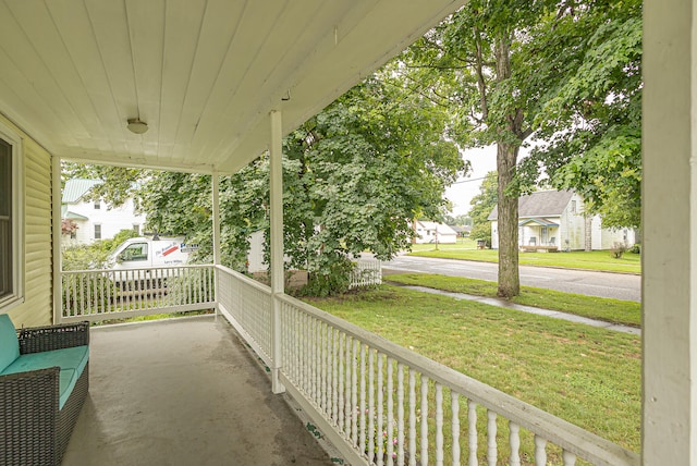 view of patio featuring covered porch