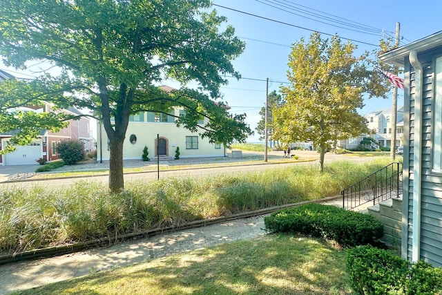 view of yard with a garage