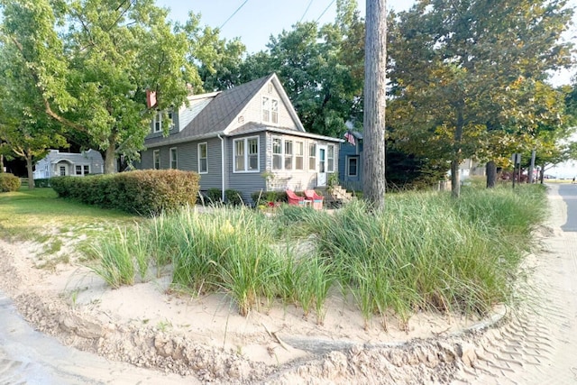 view of property exterior