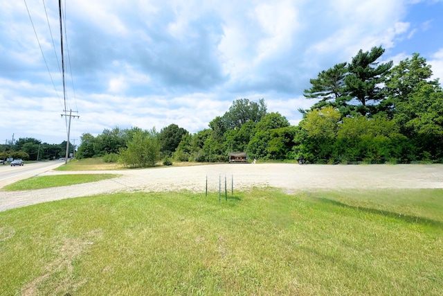 6561 Grand Haven Rd, Norton Shores, MI 49441