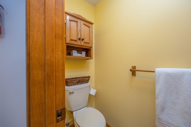 bathroom featuring toilet