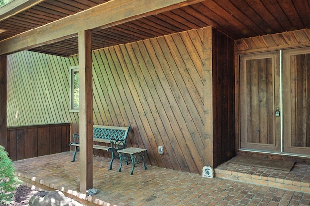 6710 Curtis Rd, Plymouth, MI 48170 - doorway to property