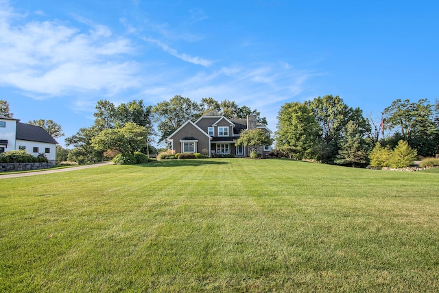 view of front of house with a front lawn