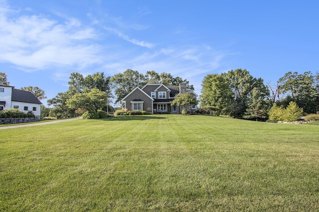 view of front of house with a front lawn