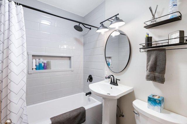 bathroom with toilet and shower / tub combo with curtain