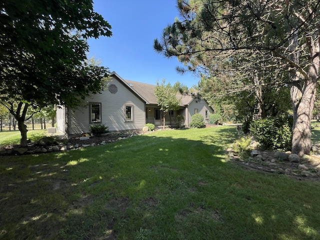 2622 S Sheridan Rd, Caro, MI 48723 - view of yard