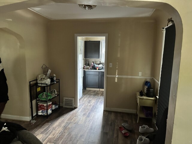 19360 Rowe St, Detroit, MI 48205 - photo 5