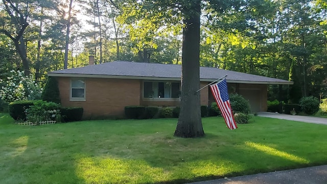 view of front of home with a front yard