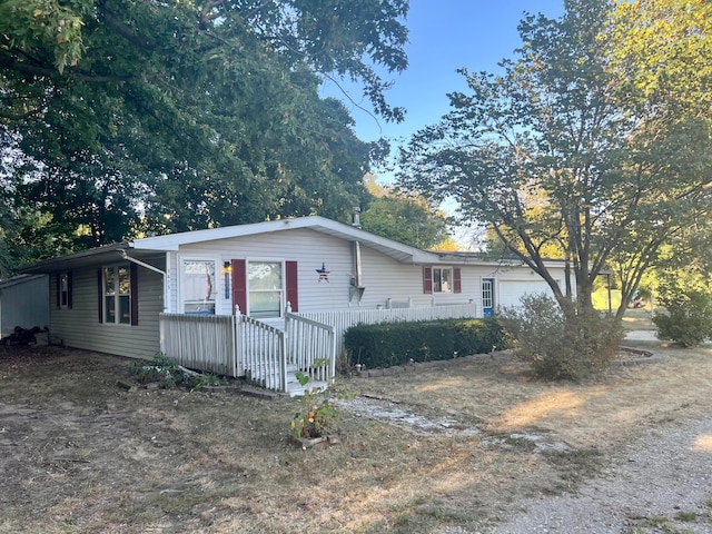 view of front of property