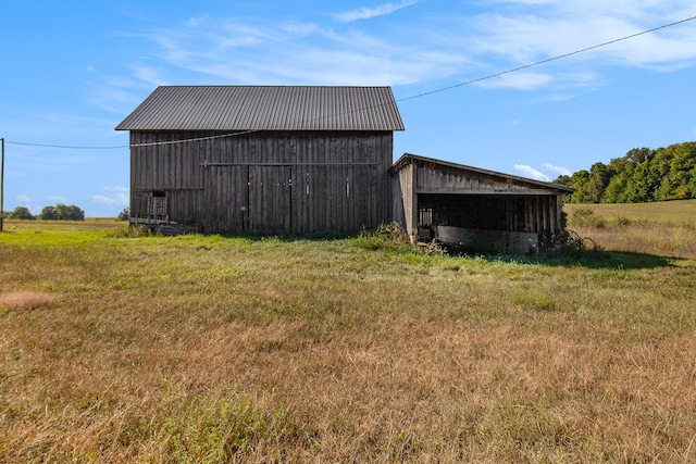 view of outdoor structure