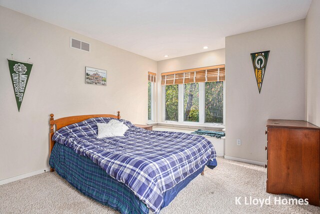 view of carpeted bedroom