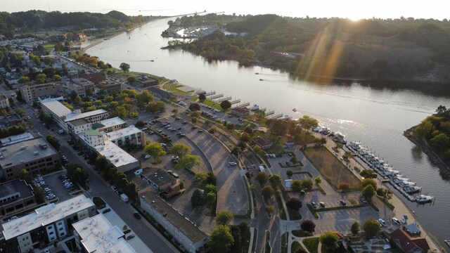 bird's eye view featuring a water view