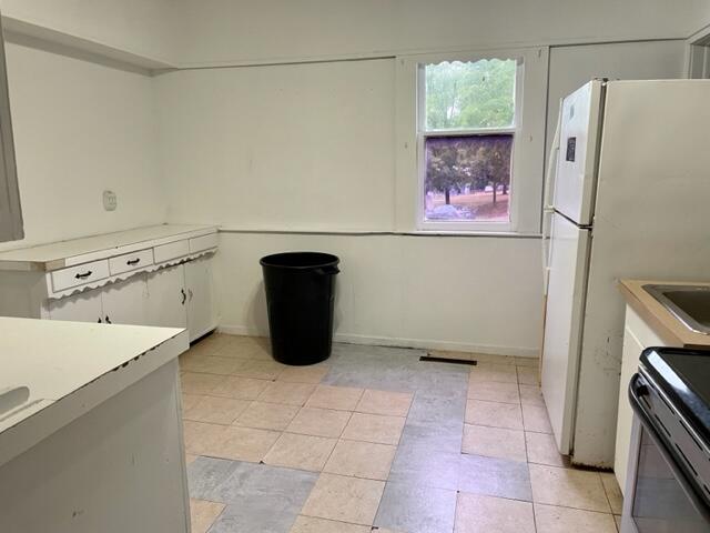 120 Oak St, Hillsdale, MI 49242 - photo 8