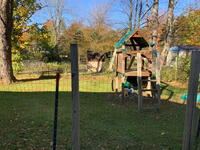 view of yard featuring a playground