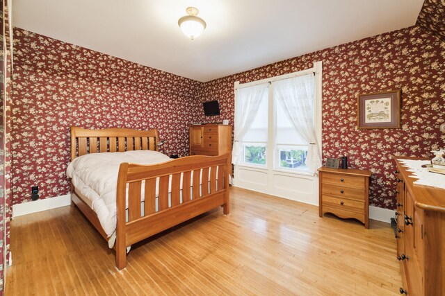 bedroom featuring light hardwood / wood-style flooring