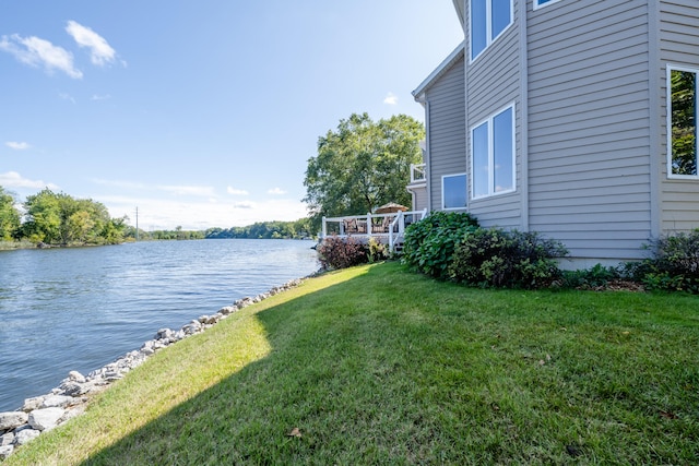 view of yard with a water view