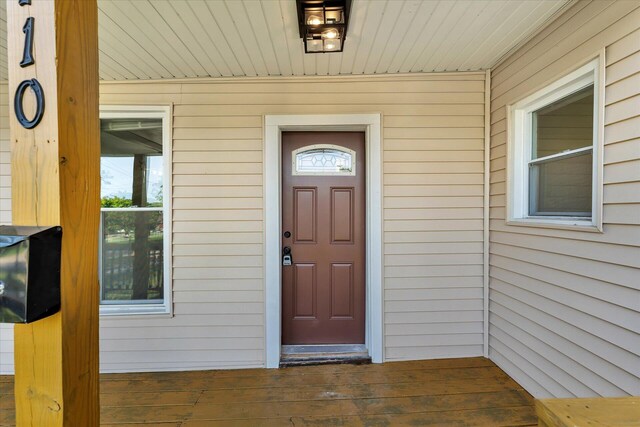 view of entrance to property