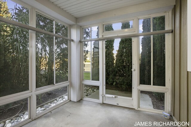 view of unfurnished sunroom