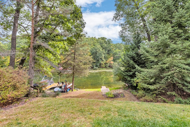 view of yard with a water view