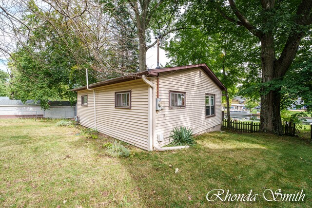 exterior space with a lawn