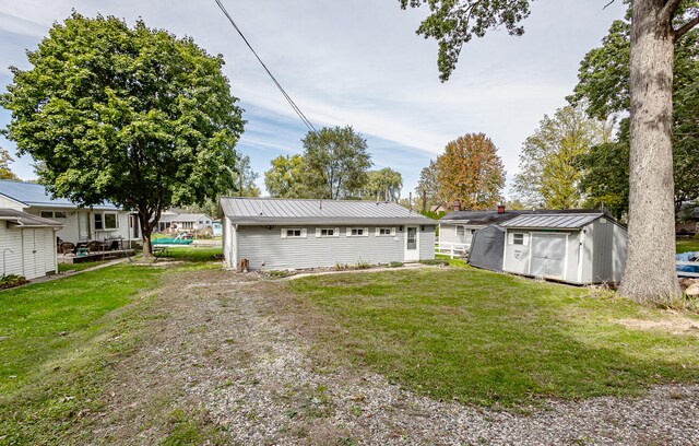 exterior space featuring a shed