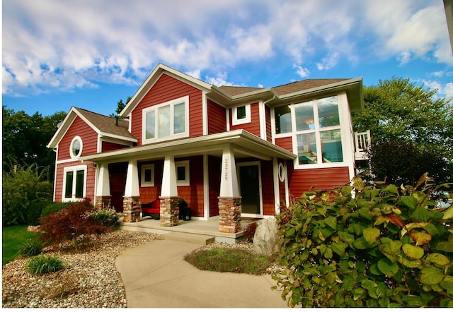 view of front of home with covered porch