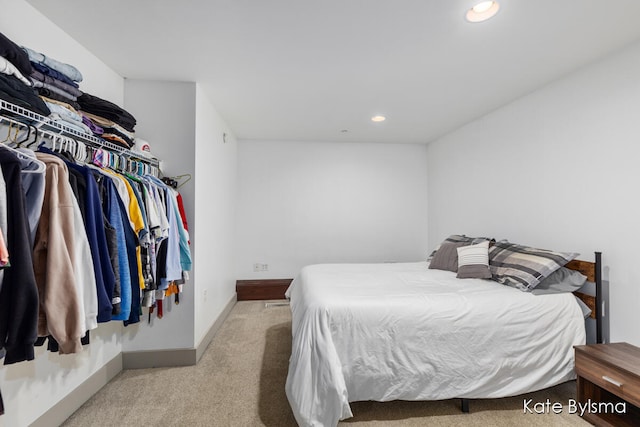 bedroom with carpet flooring