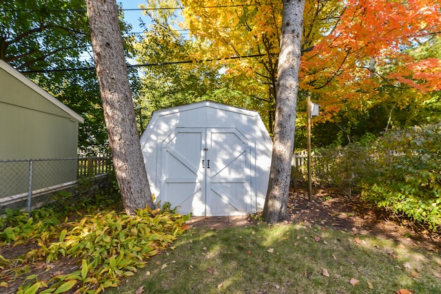 view of outbuilding