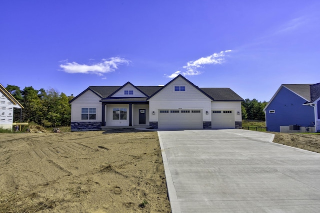 view of front of house featuring a garage