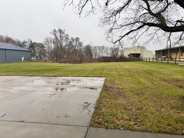 view of yard with a patio