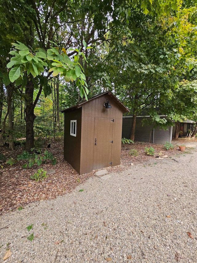 view of outbuilding