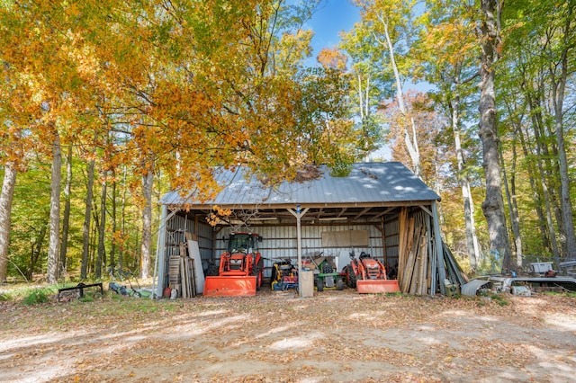 view of outbuilding