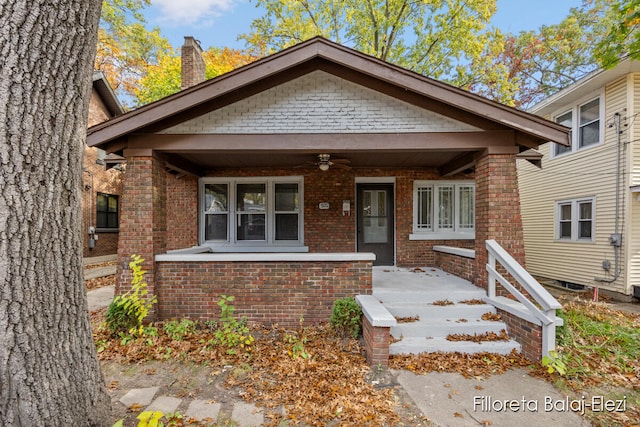 view of front of house with covered porch and ceiling fan