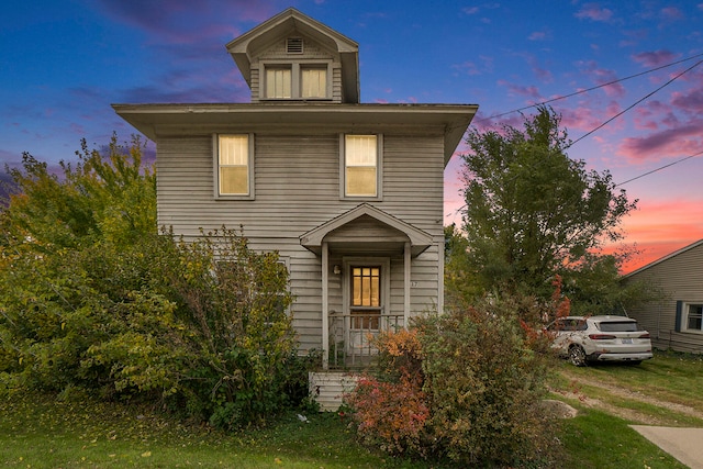 view of front of property