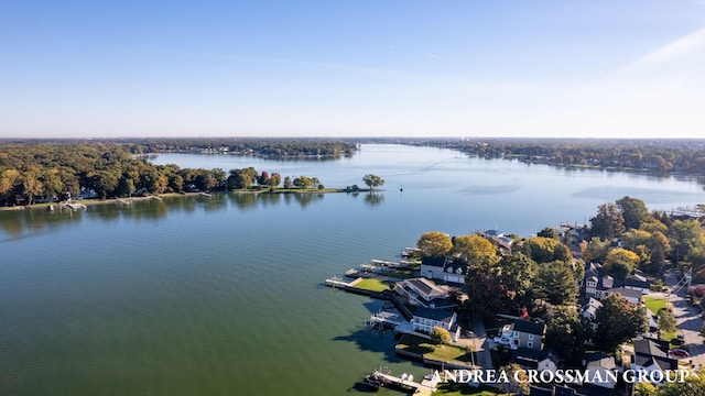 1329 Bayview Dr, Holland, MI 49423