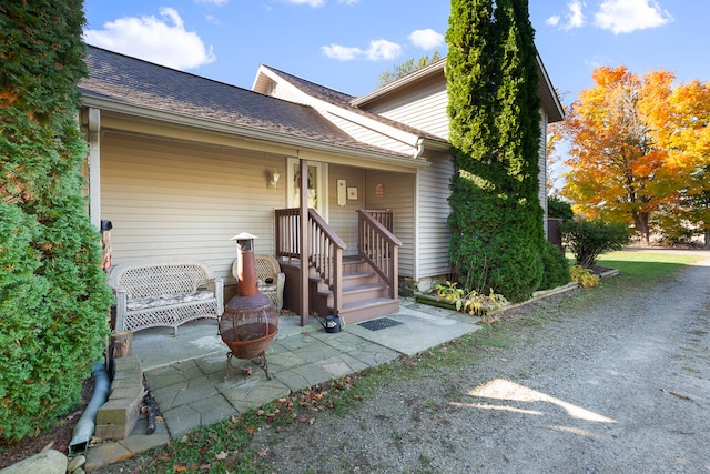 view of front of home featuring a porch